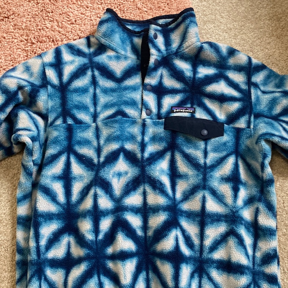 Women's patagonia tie dye pattern